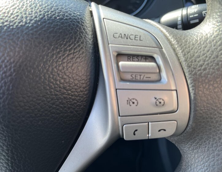 Nissan Qashqai SUV / Terénní 1,2 l 85 kw