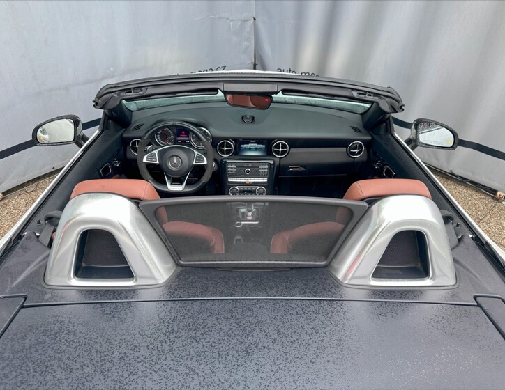 Mercedes-Benz SLC 23