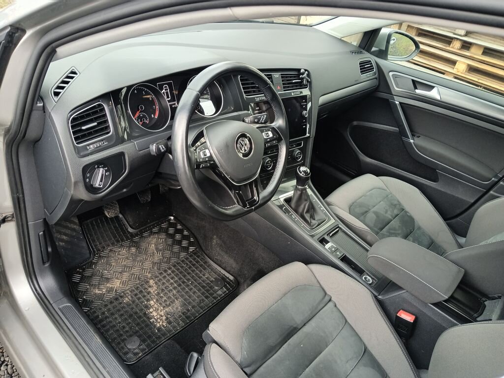 Volkswagen Golf Kombi 1,5 l 110 kw