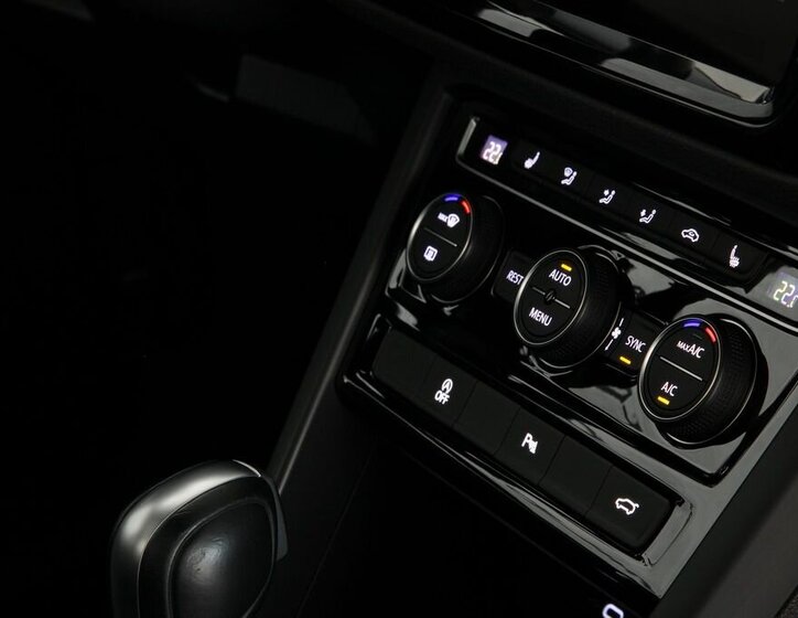 Volkswagen Touran 22