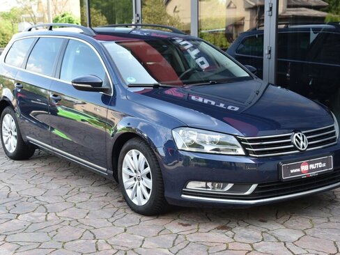 Volkswagen Passat Kombi 2,0 l 103 kw