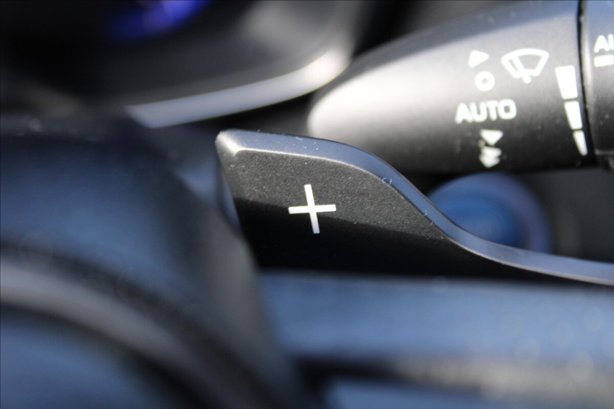 Toyota Corolla Kombi 2,0 l 112 kw