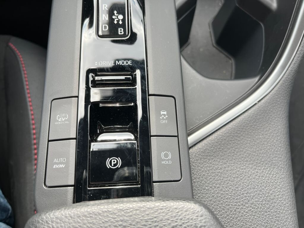 Toyota C-HR SUV / Terénní 2,0 l 145 kw