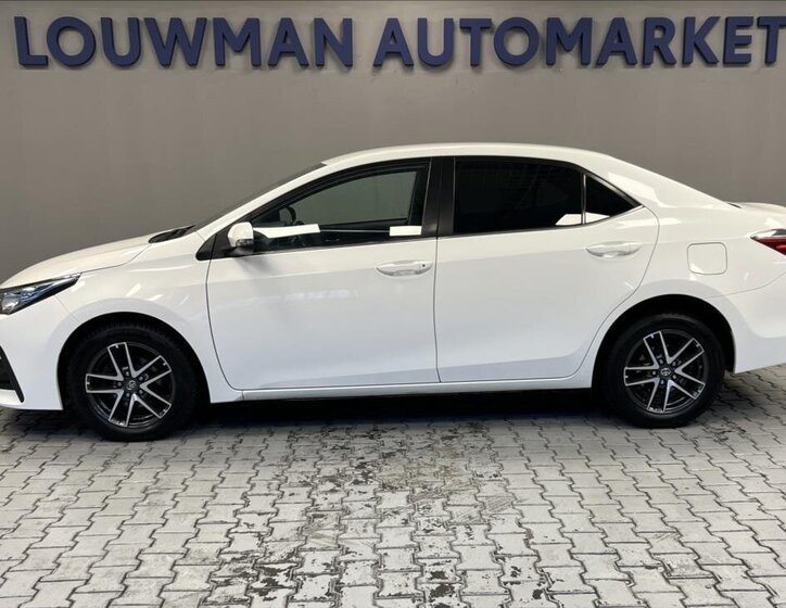 Toyota Corolla Sedan 1,6 l 97 kw