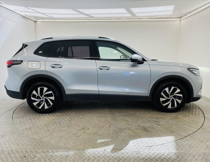 Volkswagen Tiguan SUV / Terénní 2,0 l 110 kw