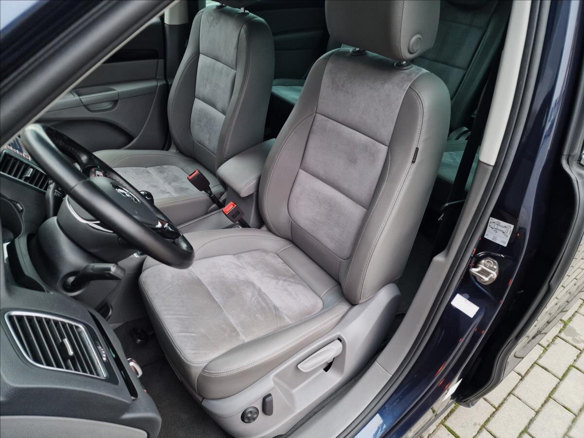 Volkswagen Sharan Kombi 2,0 l 110 kw