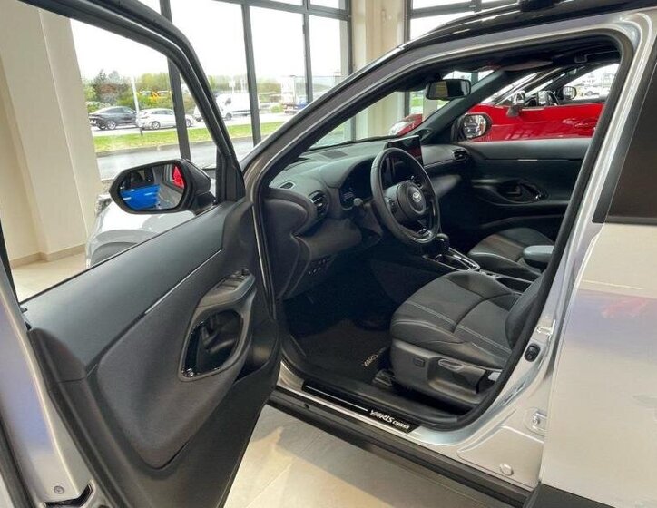 Toyota Yaris Cross SUV 1,5 l 68 kw