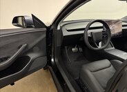 Tesla Model 3 Sedan 0,0 460 kw