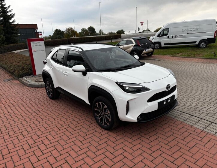 Toyota Yaris Cross 3