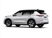 Mitsubishi Outlander 4