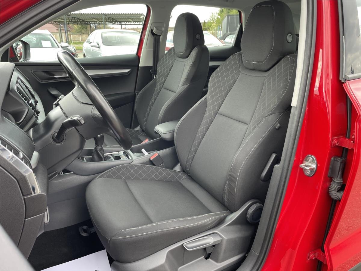 Škoda Karoq SUV / Terénní 999,0 85 kw