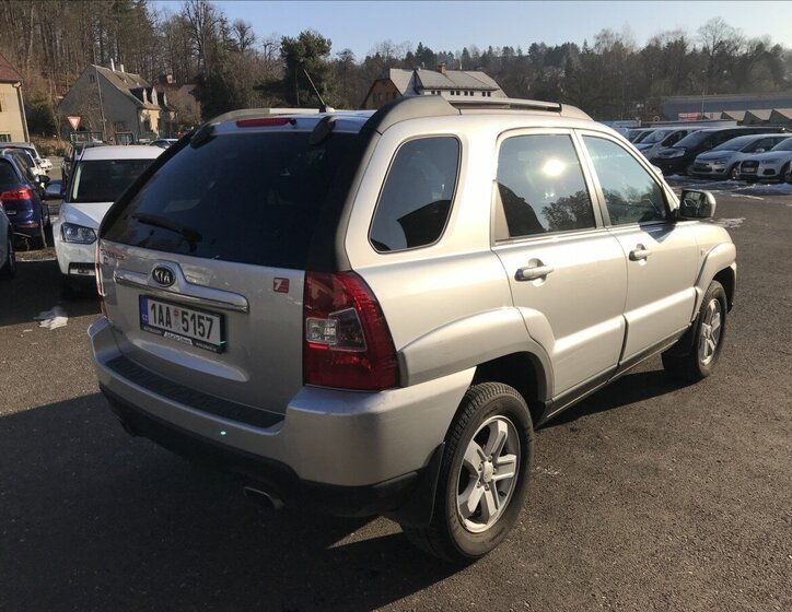 KIA Sportage SUV 2,0 l 104 kw