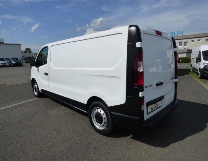 Renault Trafic 5