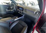 Mercedes-Benz GLA 11