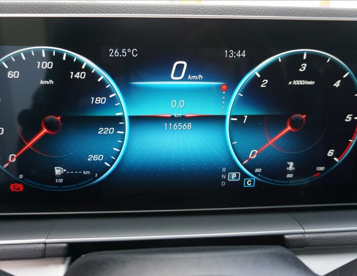 Mercedes-Benz GLE 10