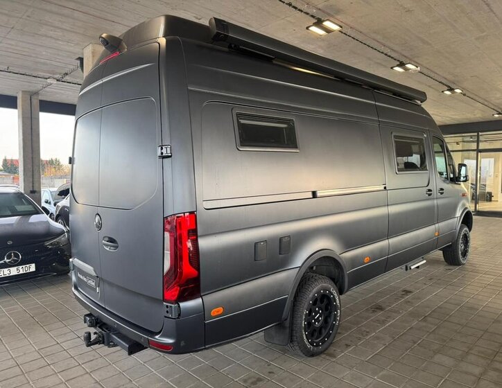 Mercedes-Benz Sprinter 5
