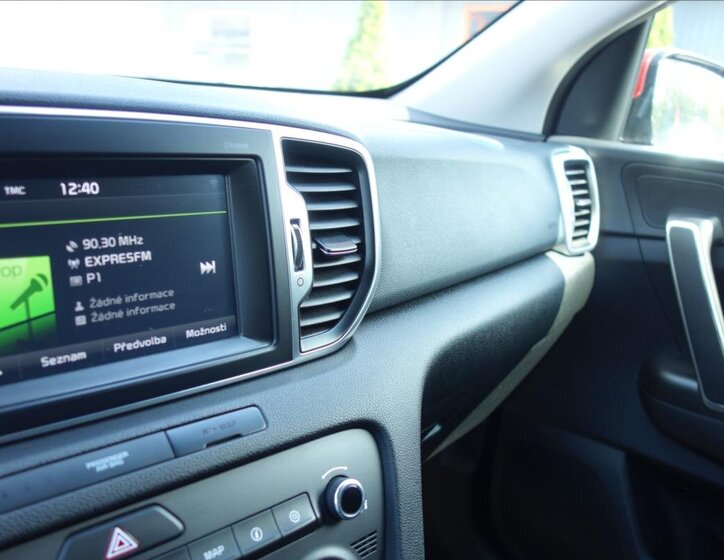 KIA Sportage SUV 1,6 l 97 kw