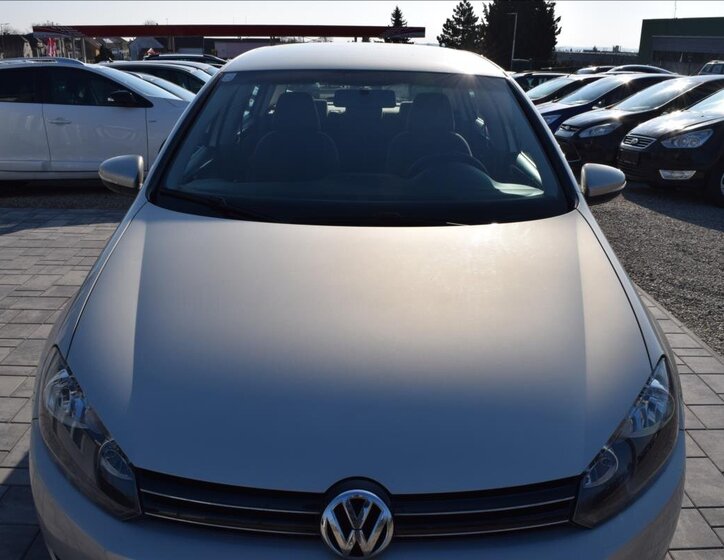 Volkswagen Golf Kombi 1,6 l 66 kw