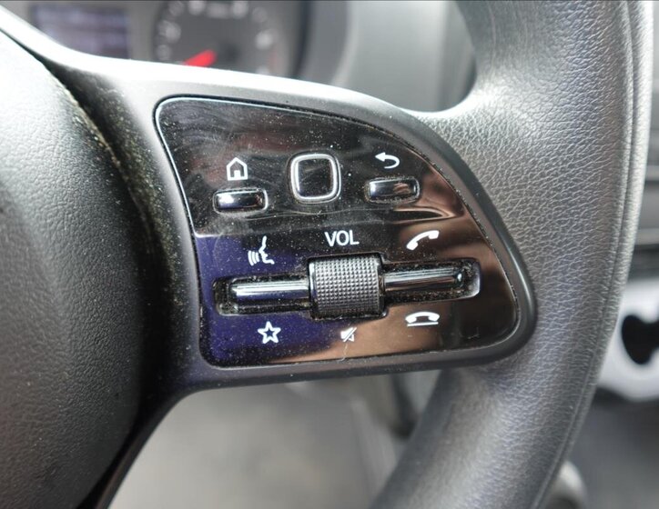 Mercedes-Benz Sprinter Valník 2,0 l 125 kw