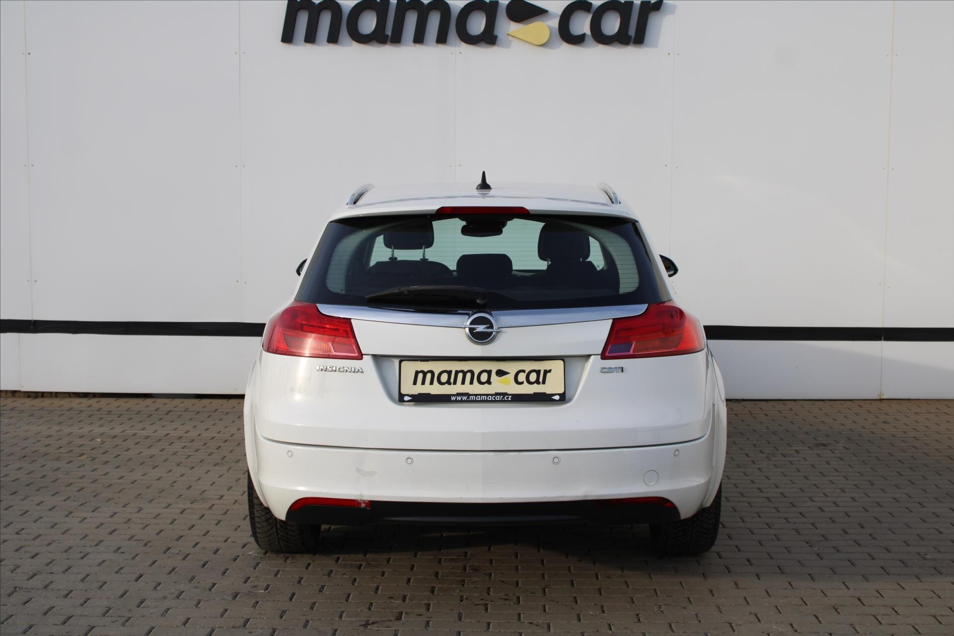 Opel Insignia Kombi 2,0 l 96 kw