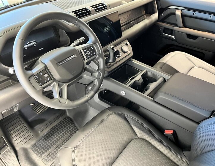 Land Rover Defender SUV / Terénní 5,0 l 313 kw