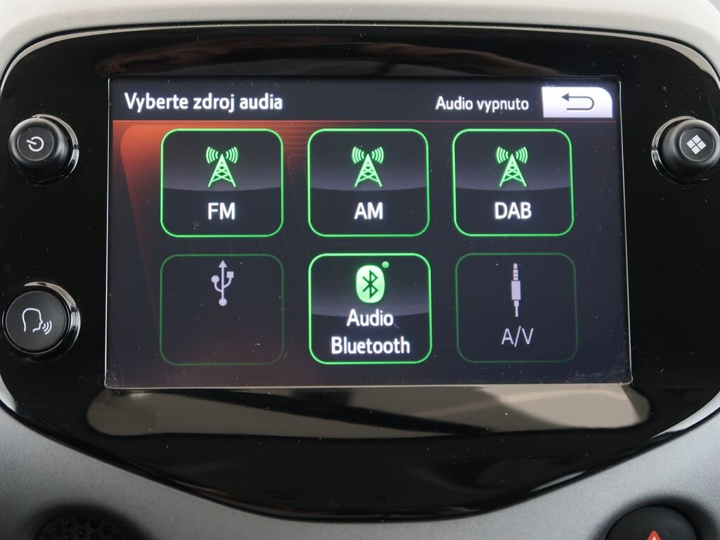 Toyota Aygo Hatchback 998,0 53 kw