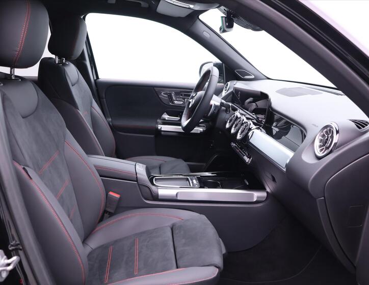 Mercedes-Benz GLB 48