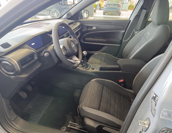 Jeep Avenger SUV / Terénní 1,2 l 74 kw