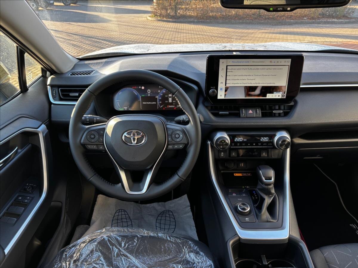 Toyota RAV4 SUV / Terénní 2,5 l 163 kw