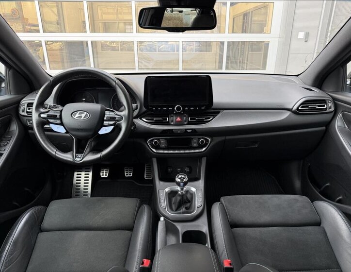 Hyundai i30 Liftback 2,0 l 206 kw