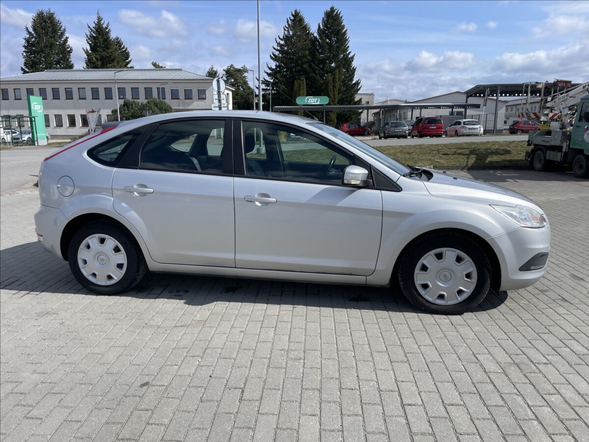 Ford Focus Hatchback 1,6 l 74 kw