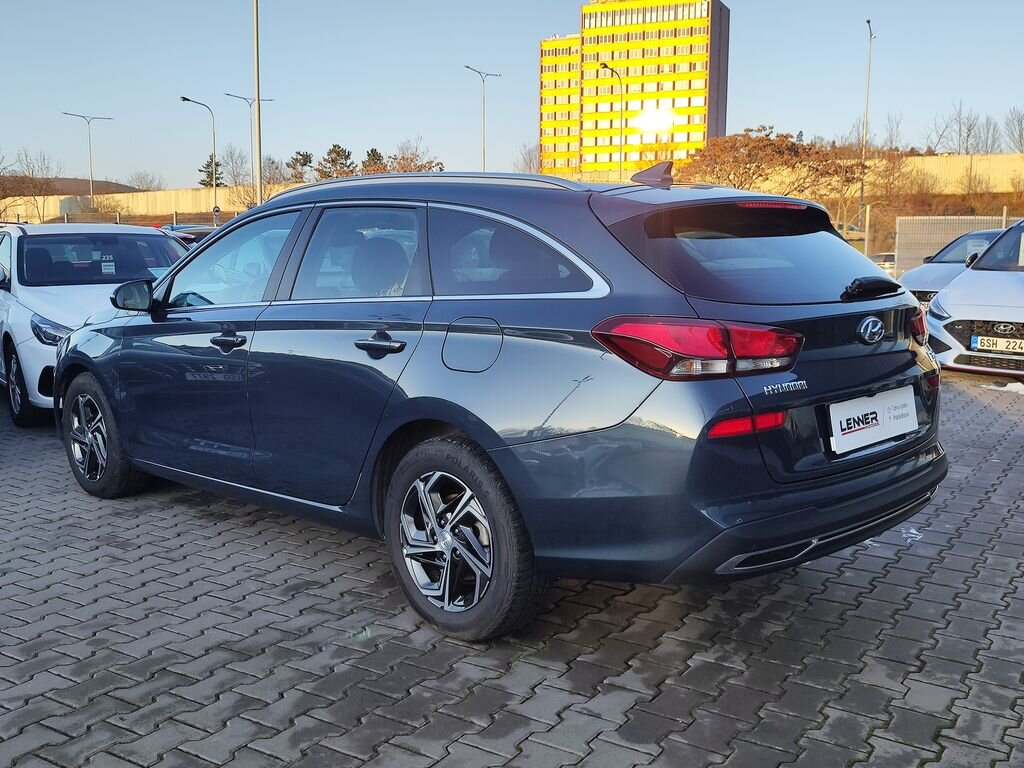 Hyundai i30 Kombi 998,0 88 kw