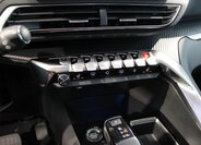 Peugeot 3008 SUV / Terénní 1,6 l 165 kw