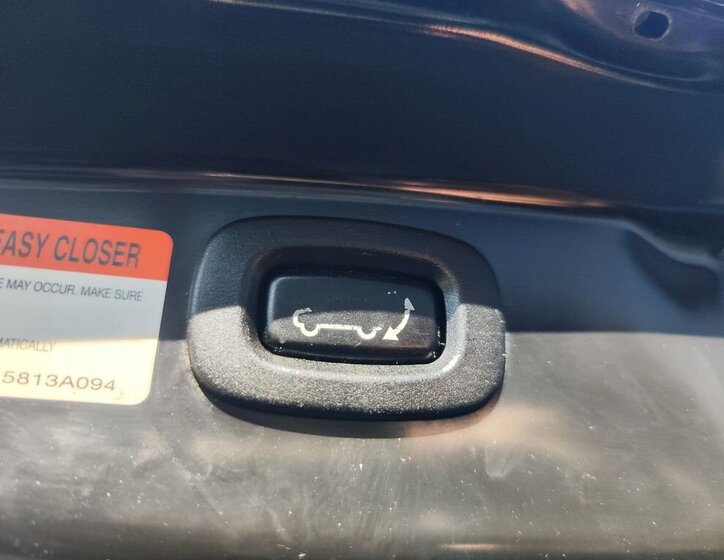 Mitsubishi Outlander SUV / Terénní 2,3 l 110 kw