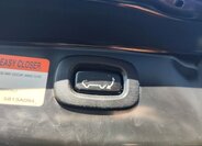 Mitsubishi Outlander SUV / Terénní 2,3 l 110 kw