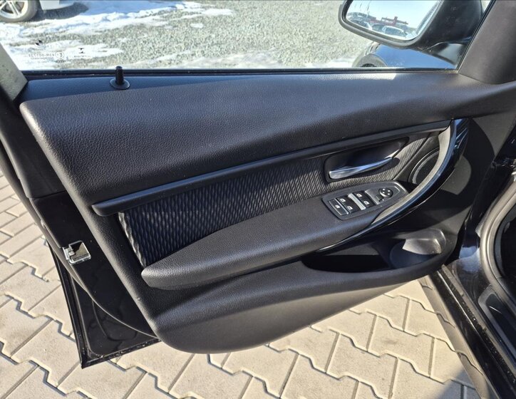 BMW Řada 3 Kombi 2,0 l 140 kw