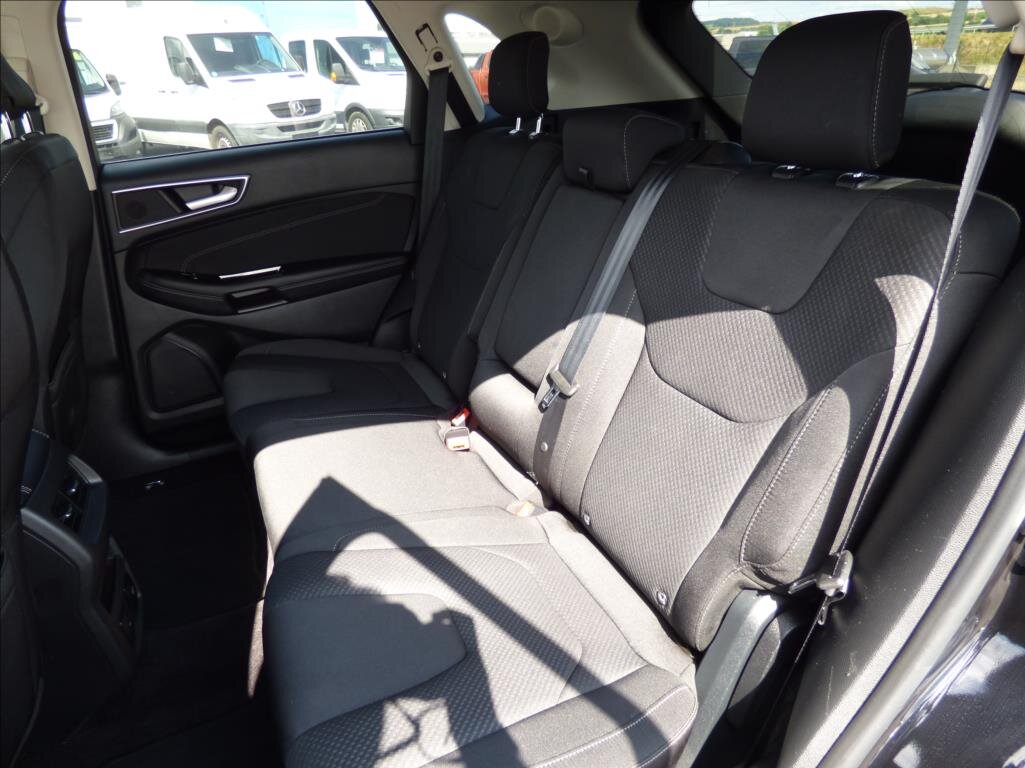 Ford Edge SUV / Terénní 2,0 l 132 kw