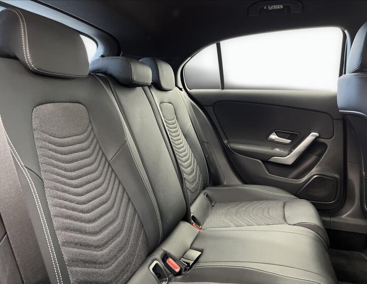 Mercedes-Benz Třídy A Hatchback 1,3 l 100 kw