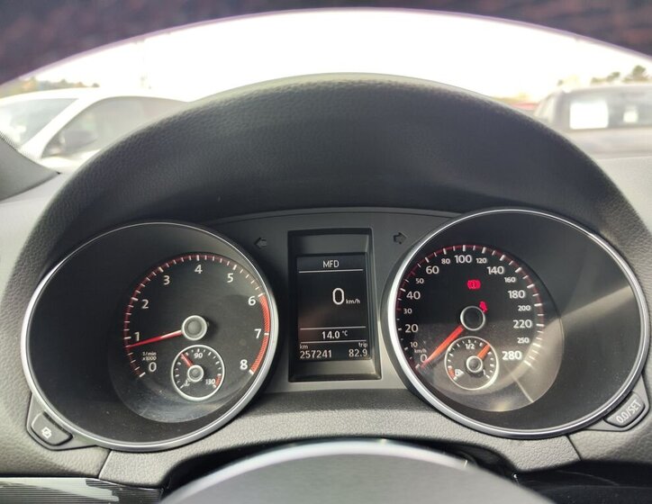 Volkswagen Golf Kombi 2,0 l 155 kw