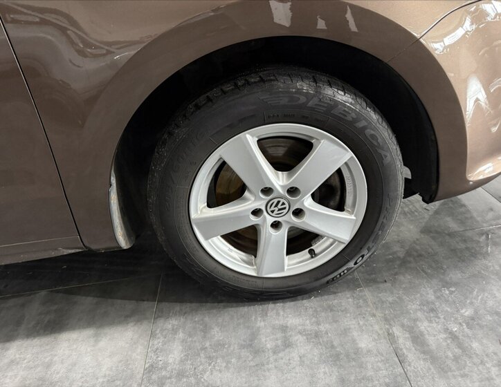 Volkswagen Sharan MPV 2,0 l 103 kw