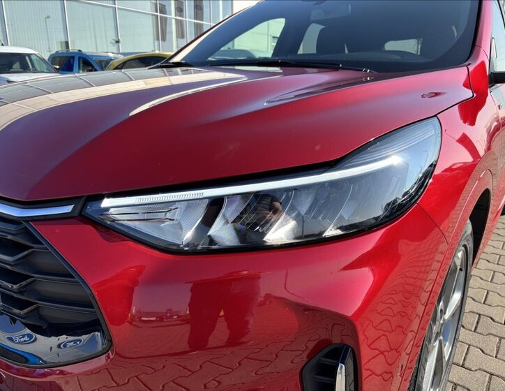 Ford Kuga SUV / Terénní 1,5 l 110 kw