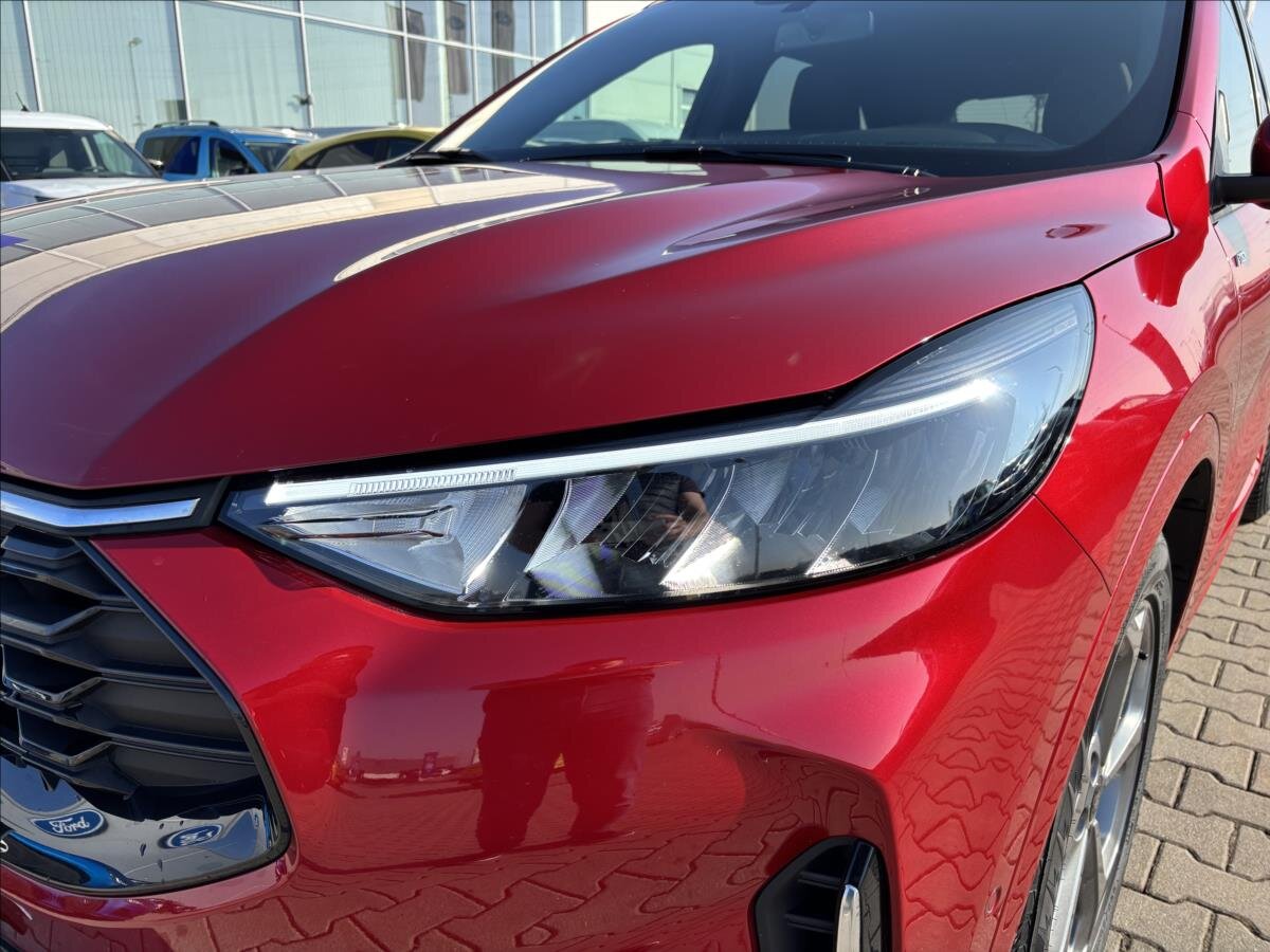 Ford Kuga SUV / Terénní 1,5 l 110 kw