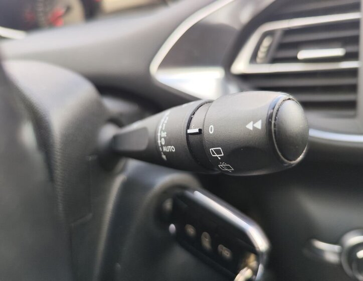 Peugeot 308 Kombi 1,6 l 88 kw