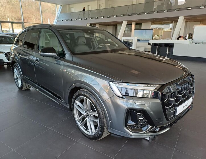 Audi Q7 SUV / Terénní 3,0 l 210 kw