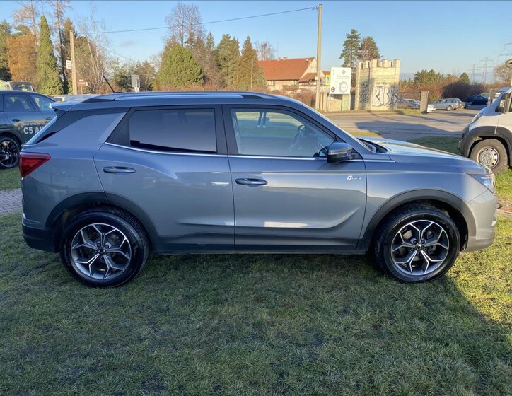 SsangYong Korando SUV / Terénní 1,5 l 120 kw