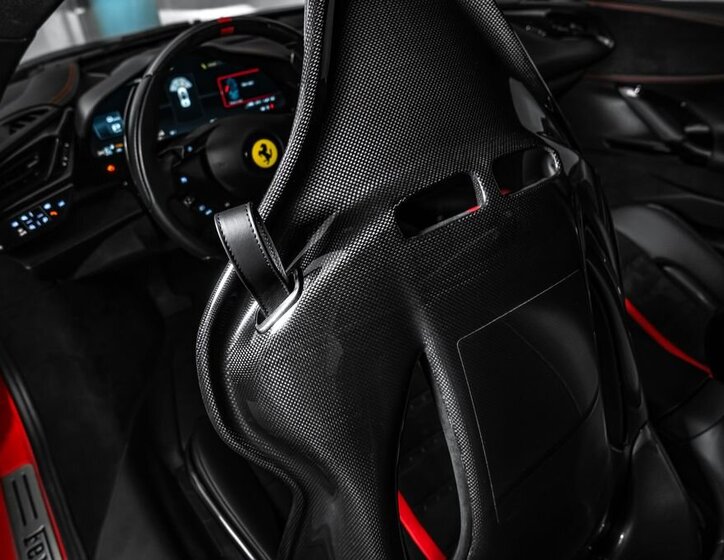 Ferrari SF90 Kupé 4,0 l 574 kw