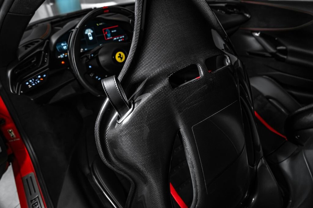 Ferrari SF90 Kupé 4,0 l 574 kw
