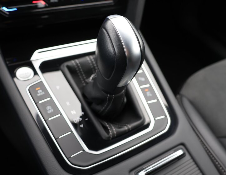 Volkswagen Arteon 34