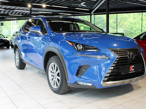 Lexus NX 300h SUV 2,5 l 145 kw