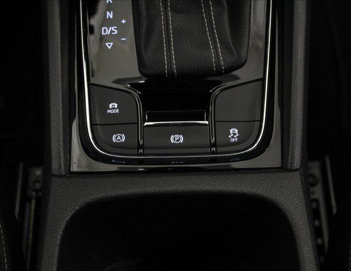 Škoda Kodiaq SUV / Terénní 1,5 l 110 kw